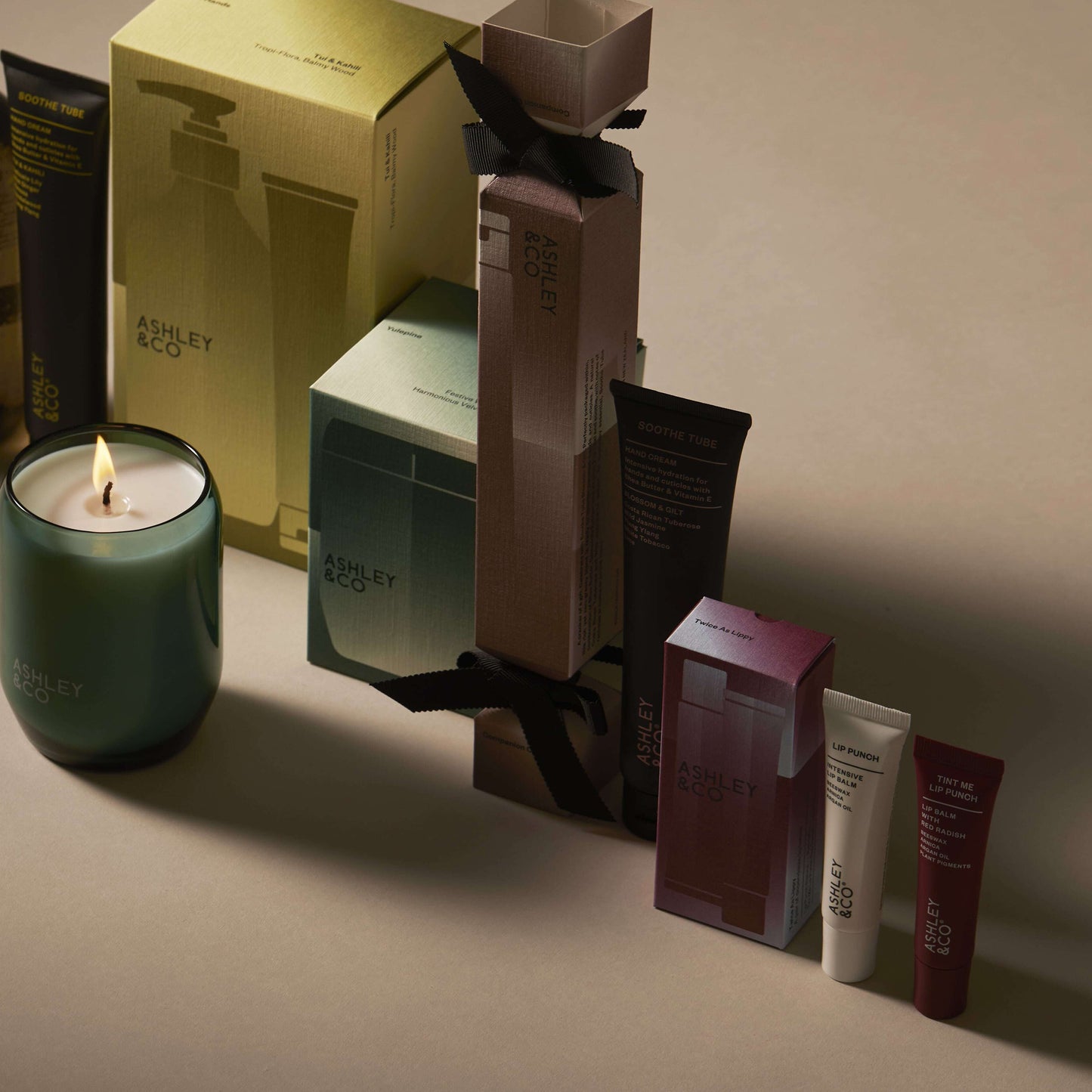 Ashley & Co Christmas Cracker - Blossom & Gilt