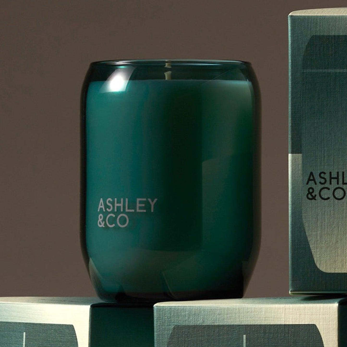 Ashley & Co Waxed Perfume 310g Limited Edition Yulepine Candle Candle
