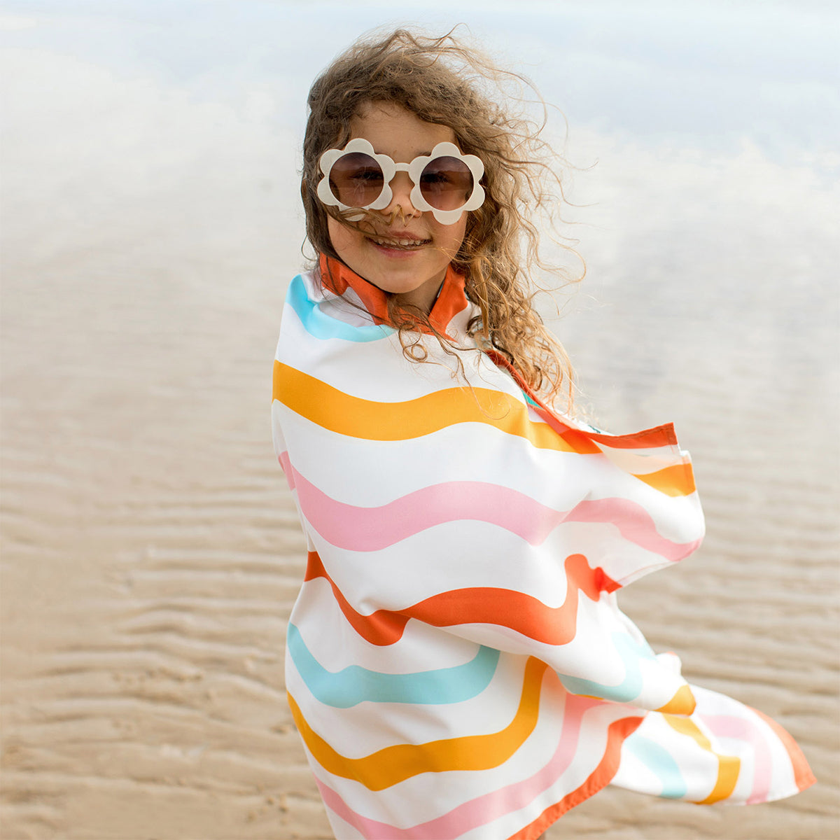 Dock & Bay Beach Towel Kids Collection M Squiggle Face 100% Recycled 100% Recycled