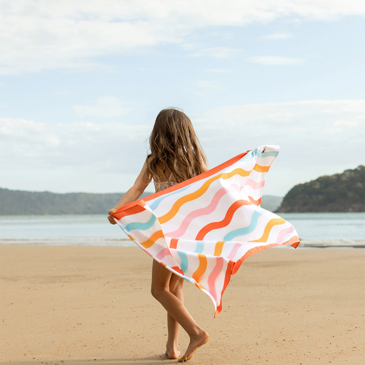 Dock & Bay Beach Towel Kids Collection M Squiggle Face 100% Recycled 100% Recycled