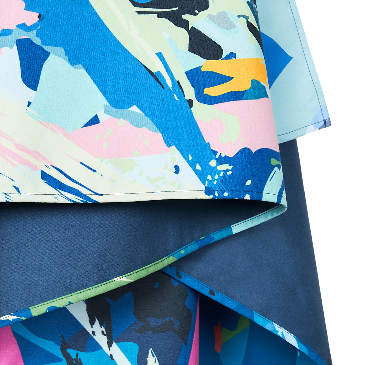 Dock & Bay Beach Towel Michael Black Collection My Muse 100% Recycled 100% Recycled