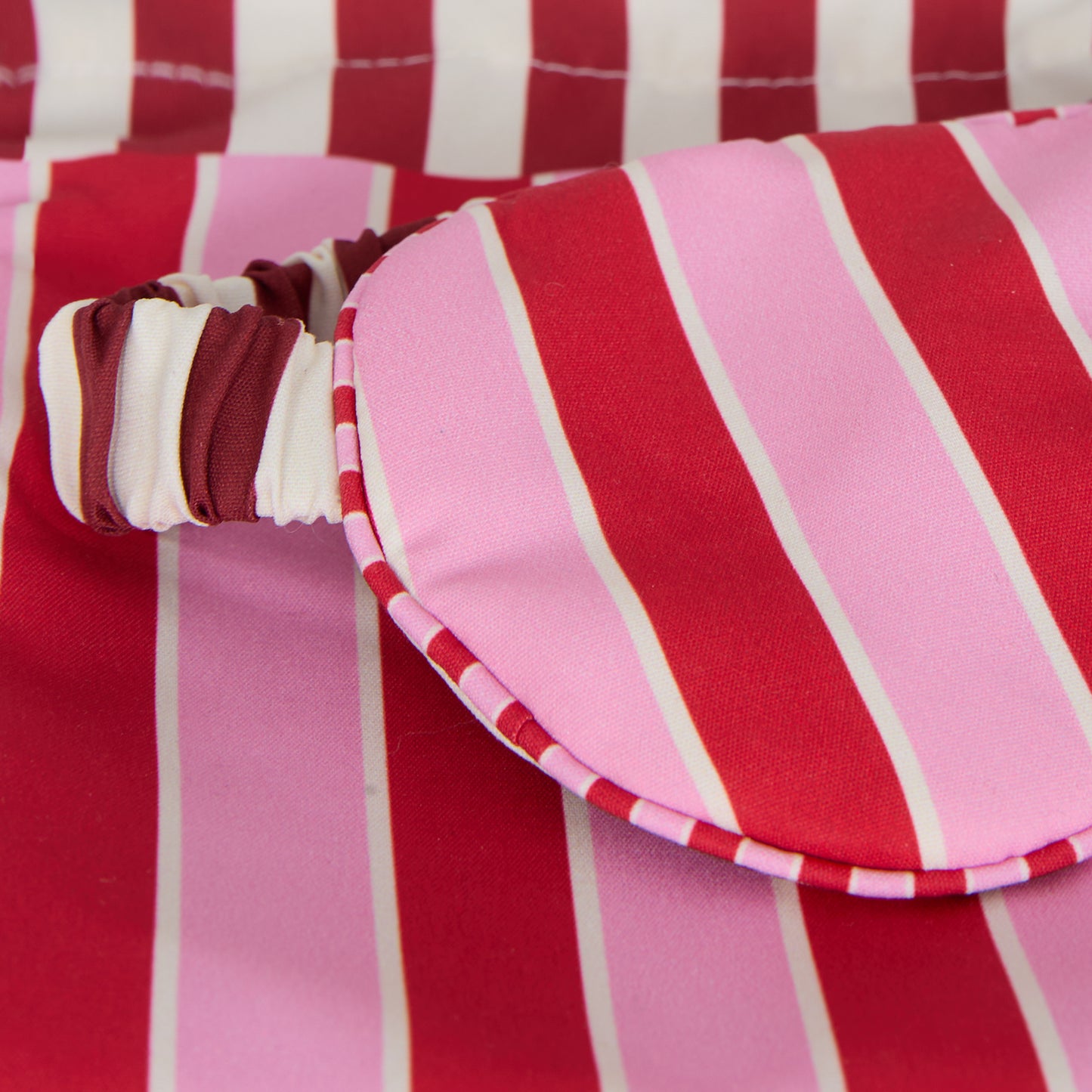 Dock & Bay Eye Mask Cherry Bomb 100% Recycled 100% Recycled