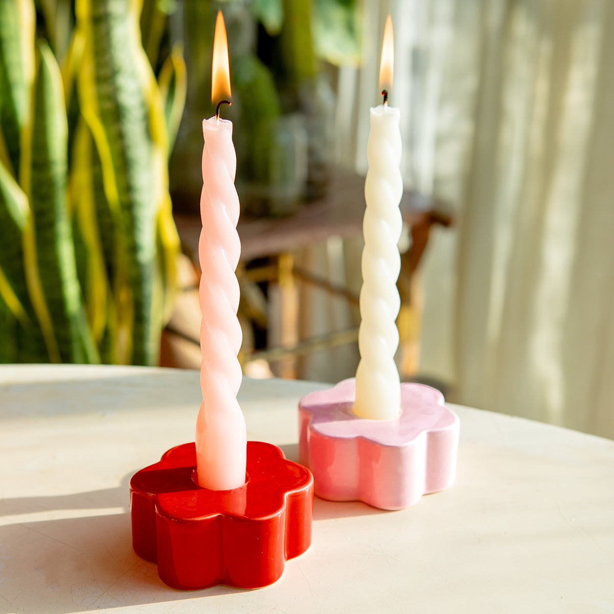 DOIY Daisy Candle Holder Red