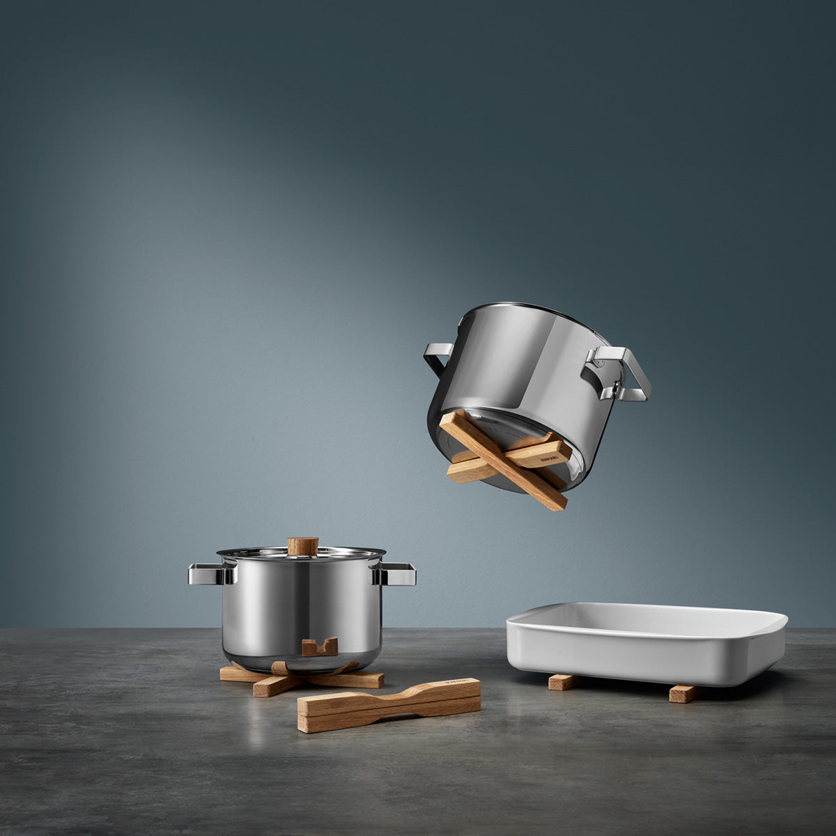 Eva Solo Magnetic Trivet Wood Oak