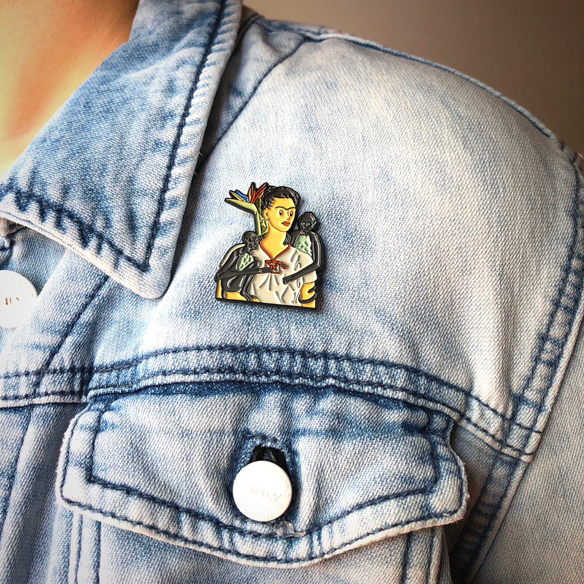 Today Is Art Day Enamel Pin Frida Khalo Monkeys