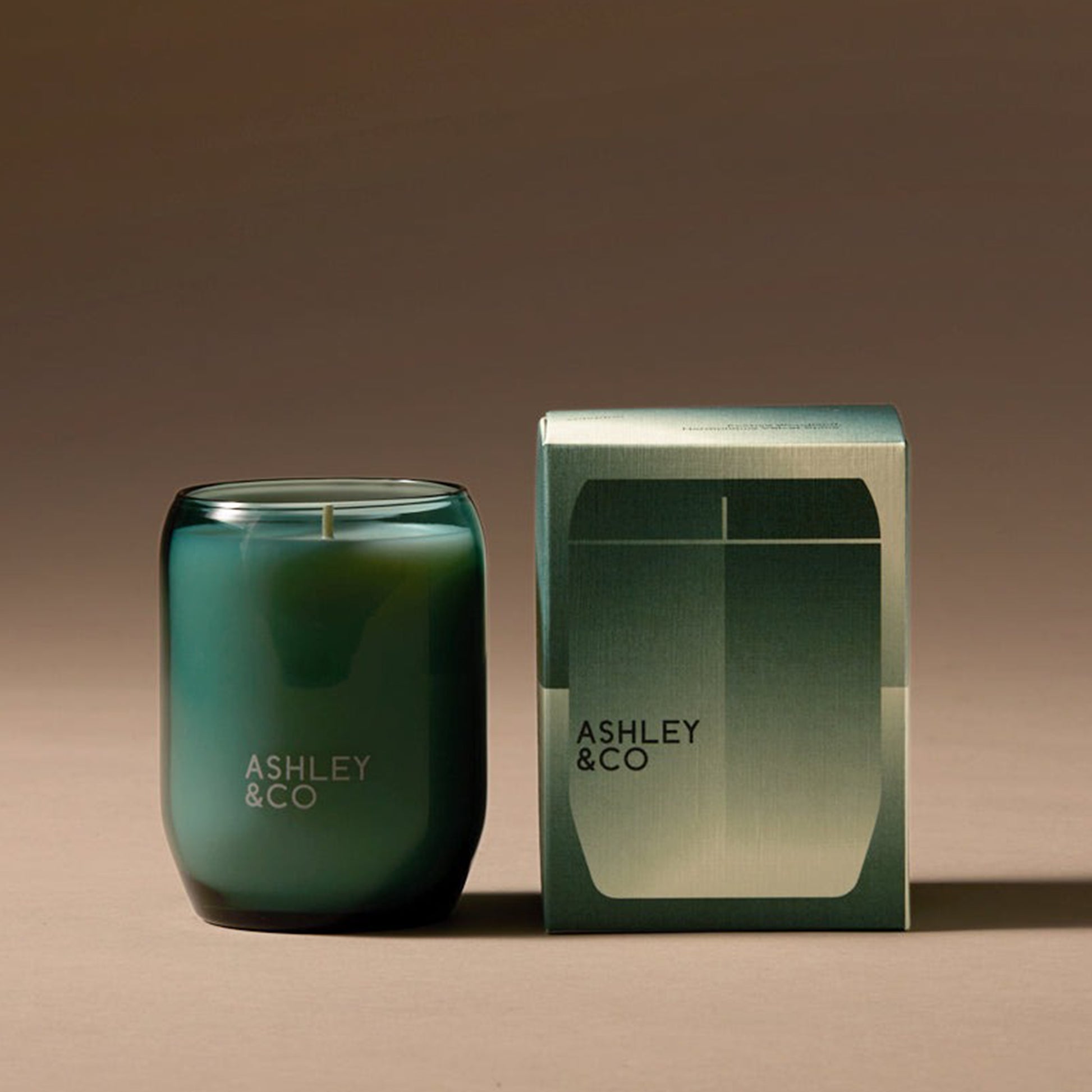 Ashley & Co Waxed Perfume 310g Limited Edition Yulepine Candle Candle