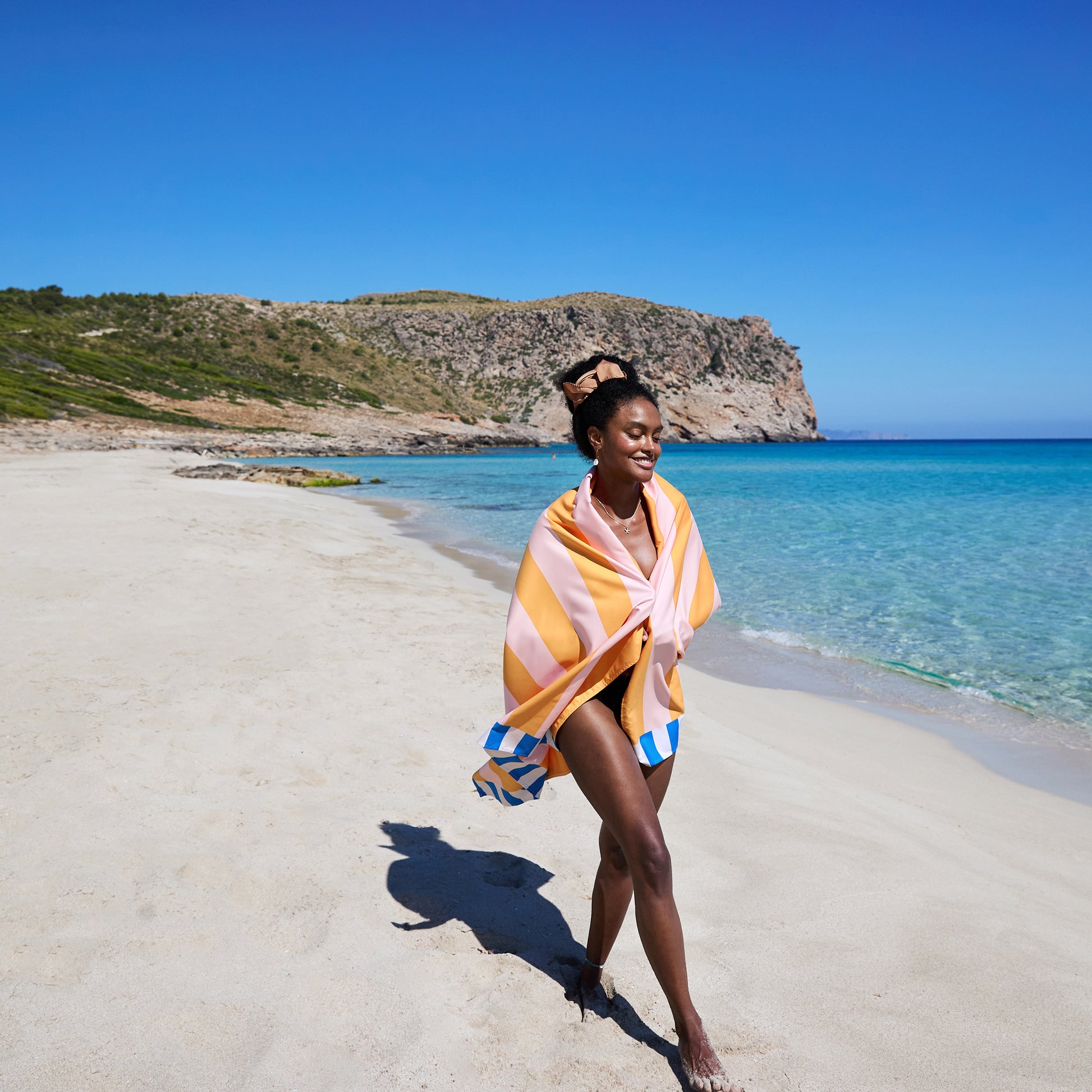 Dock & Bay Beach Towel Clubhouse Collection L Mellow Yellow 100% Recycled 100% Recycled