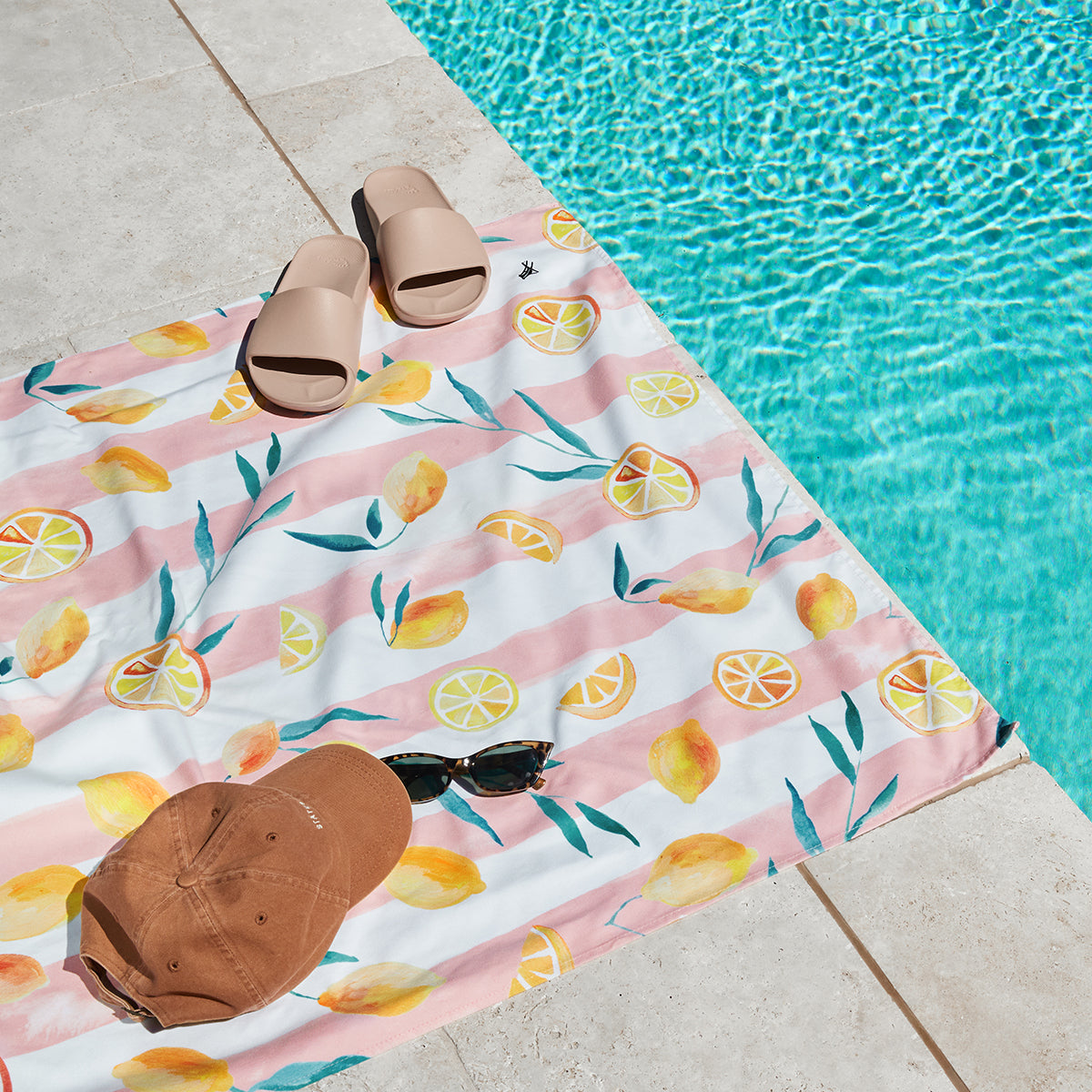 Beach Towel Tropics Collection L Lemons