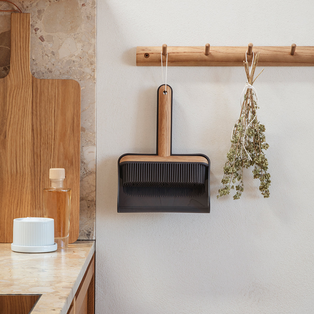 Dustpan and Brush Set