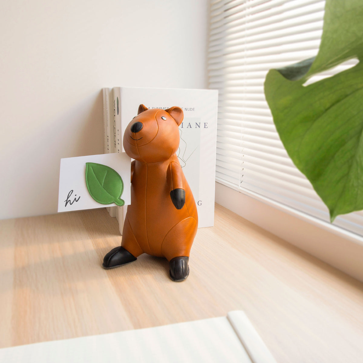 Bookend Classic Quokka Tan