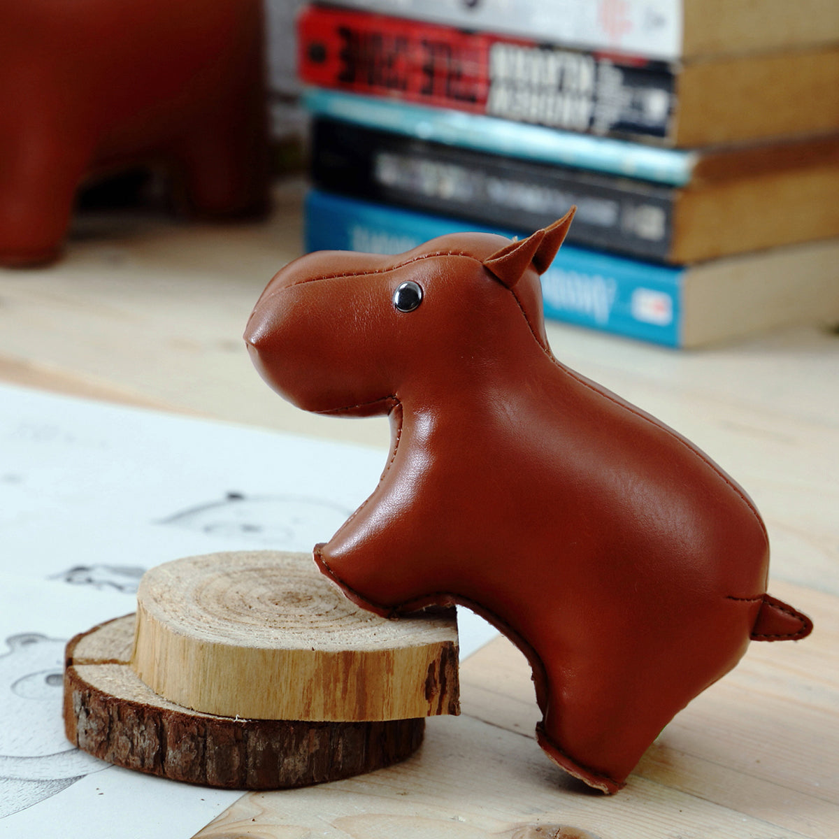 Paperweight Classic Hippo Tan