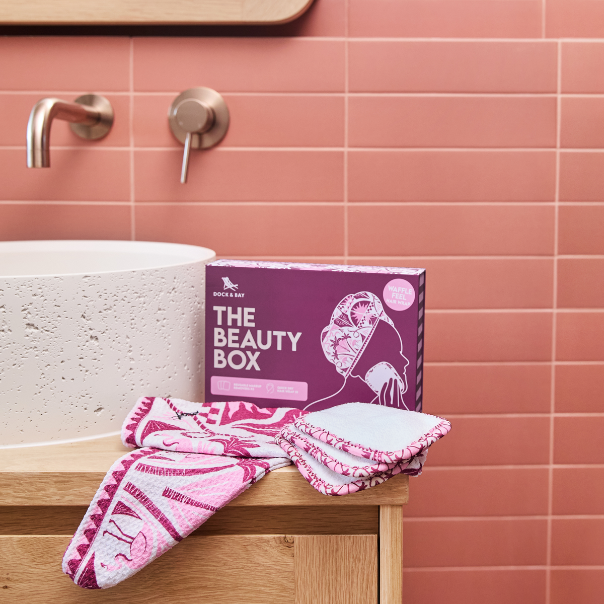 Dock & Bay The Beauty Box Bohemian Daydream 100% Recycled 100% Recycled