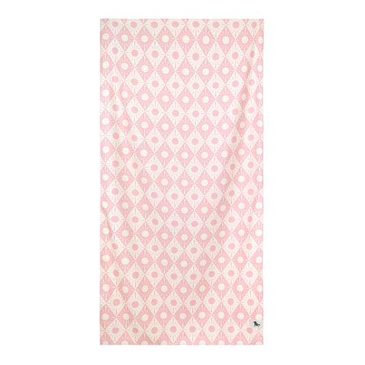 Dock & Bay Waffle Towel XL Diamond Pink 100% Recycled 100% Recycled